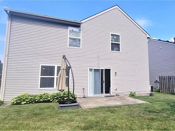 5th image of 155 Worthington Dr