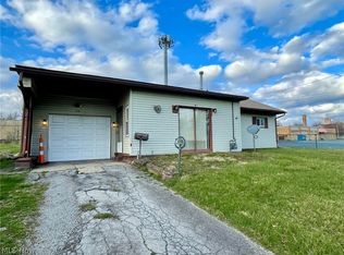 336 Jackson St, Campbell, OH 44405