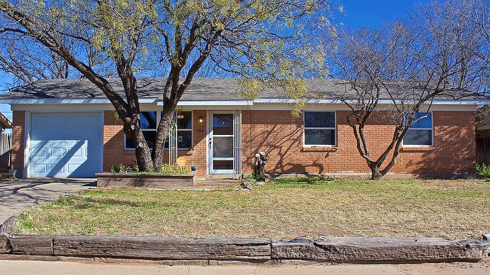 1st image of 404 Woodcrest Dr