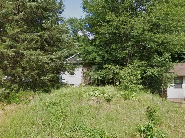 4225 Ogburn Ave, Winston Salem, NC 27105