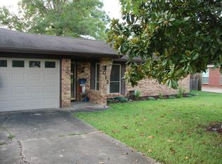 1012 E 7th St, Sweeny, TX 77480