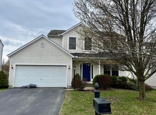 8003 Willow Brook Crossing Dr, Blacklick, OH 43004