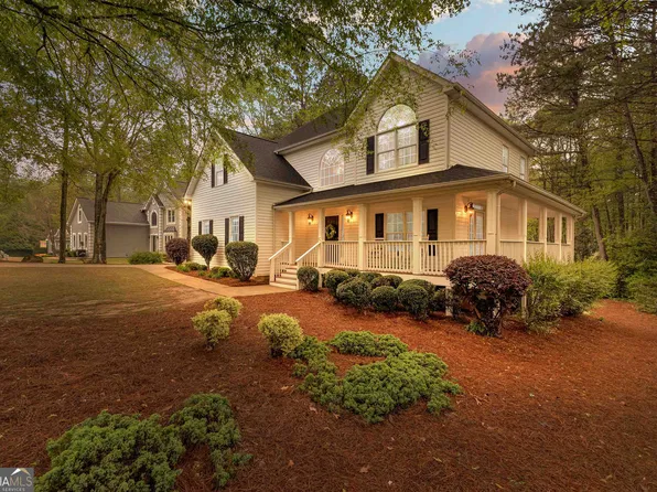 475 Barrington Farms Pkwy, Sharpsburg, GA 30277
