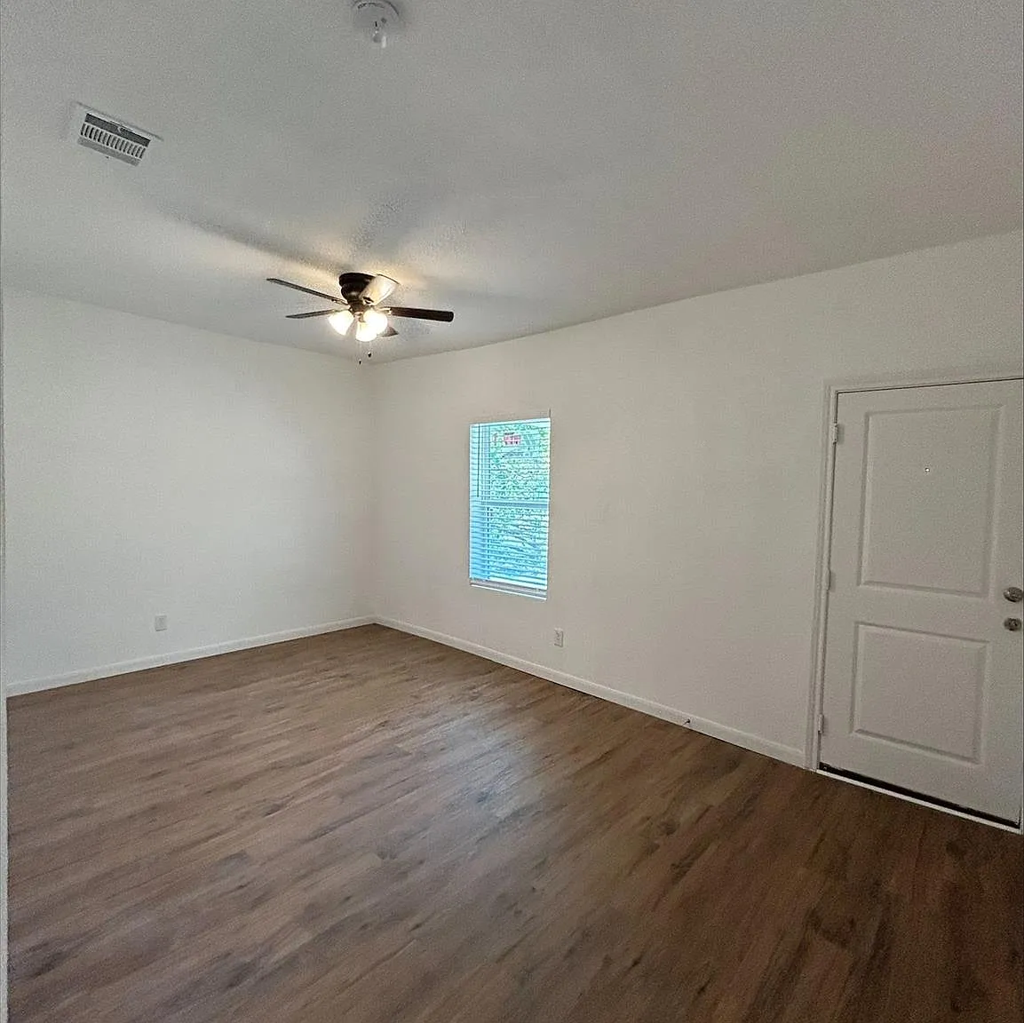 705 East Jones St; Sherman 75090 - Fund Property - 1 — Photo 2