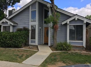 7100 Hanover Cir, Bakersfield, CA 93309