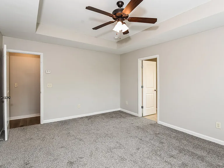 63 Hamilton Blvd NW — Photo 9