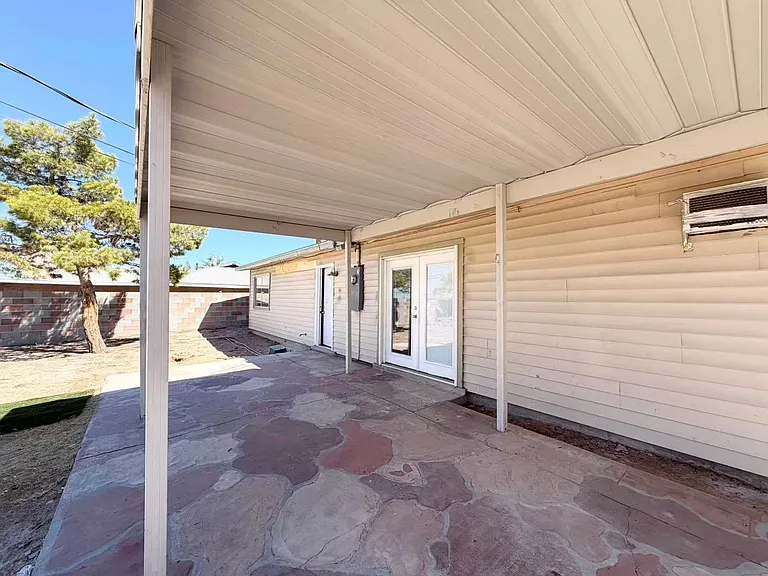 6508 Evergreen Ave — Photo 12