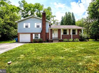 7925 Rider Ln, Harrisburg, PA 17112