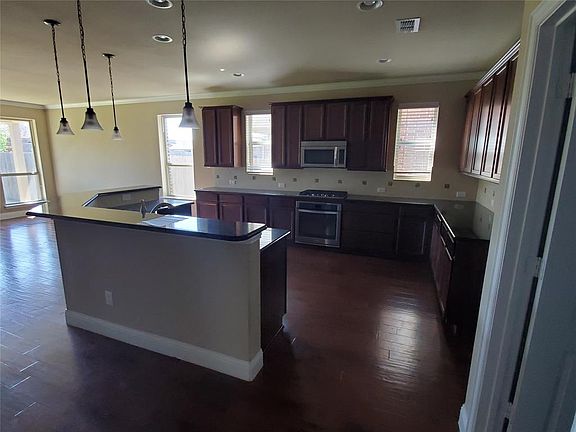 3rd image of 2662 Calmwood Dr