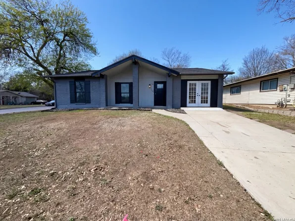 7913 Dry Canyon, Live Oak, TX 78233