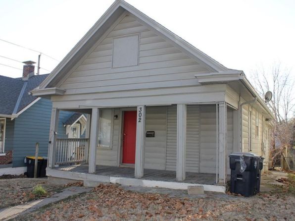 302 N Oakley Ave