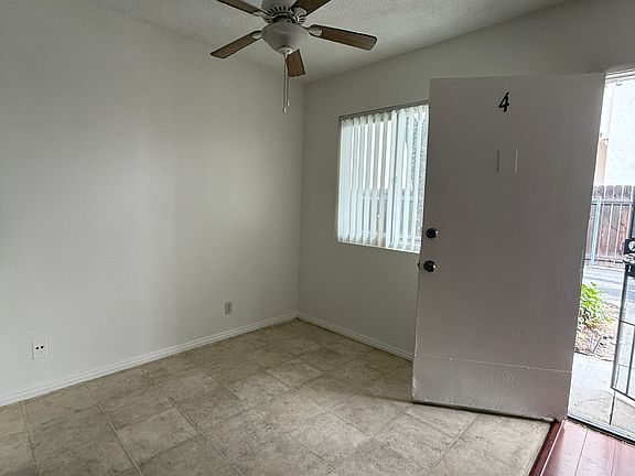 5th image of 400 S Marengo Ave APT 4