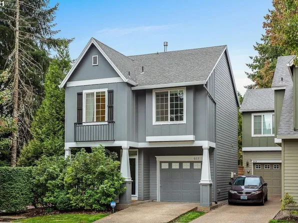 977 SE Marinette Ave, Hillsboro, OR 97123