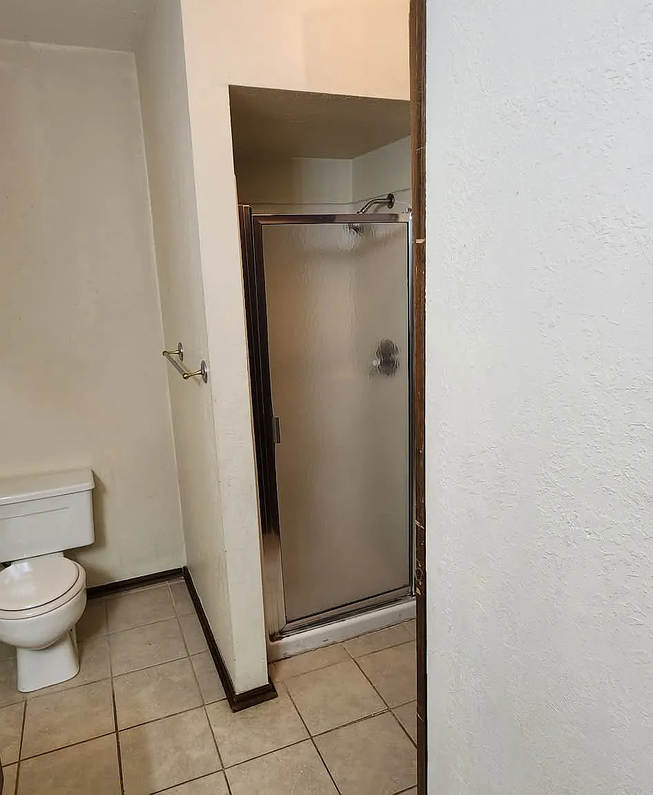 3 bed, 2.5 bath, 1521 sqft, $1,400 — Photo 4