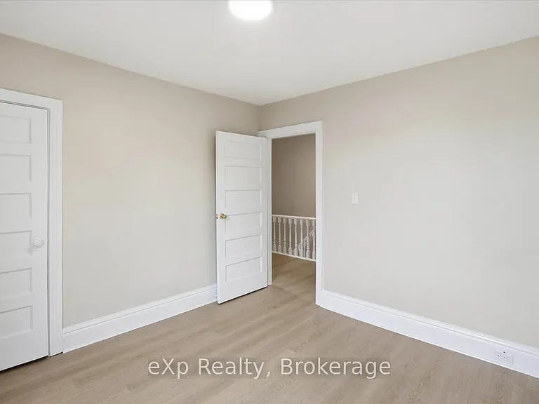 132 Macdonald Ave — Photo 15
