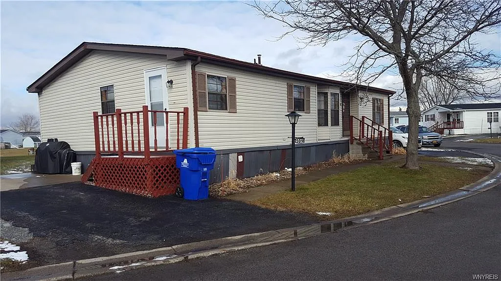 509 Applewood Dr photo 1