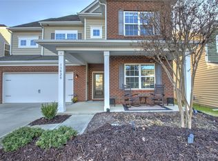 13020 Sagamore Hill Dr, Charlotte, NC 28273