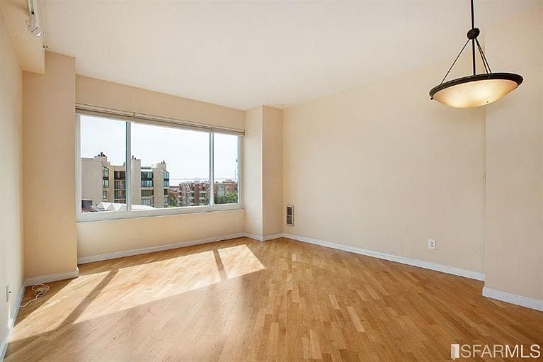 1st image of 220 Lombard St APT 618