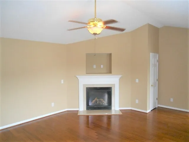 200 Rachels Way — Photo 6