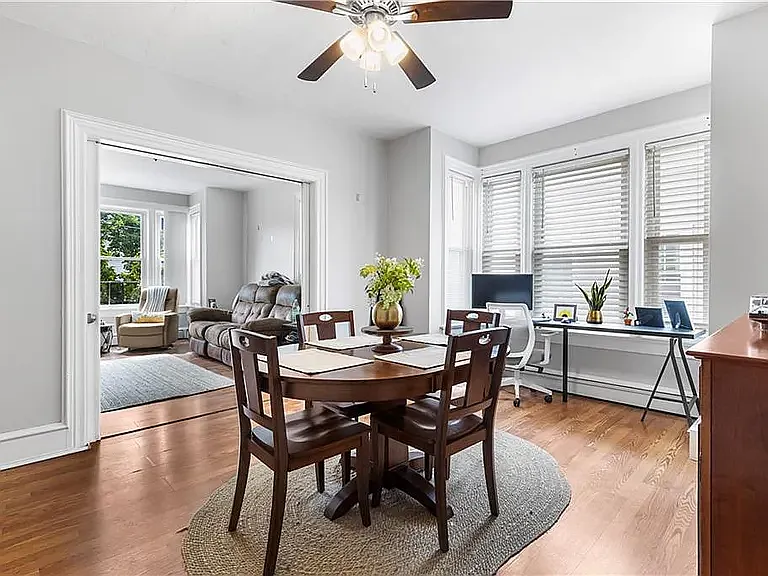 2 bed, 1000 sqft, $1,850 — Photo 3