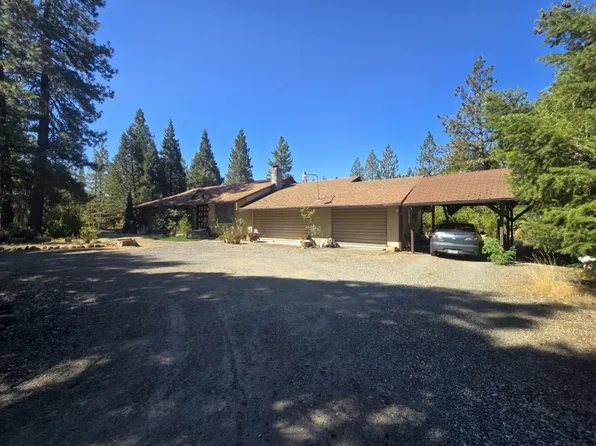 5280 Rockydale Rd, Cave Junction, OR 97523