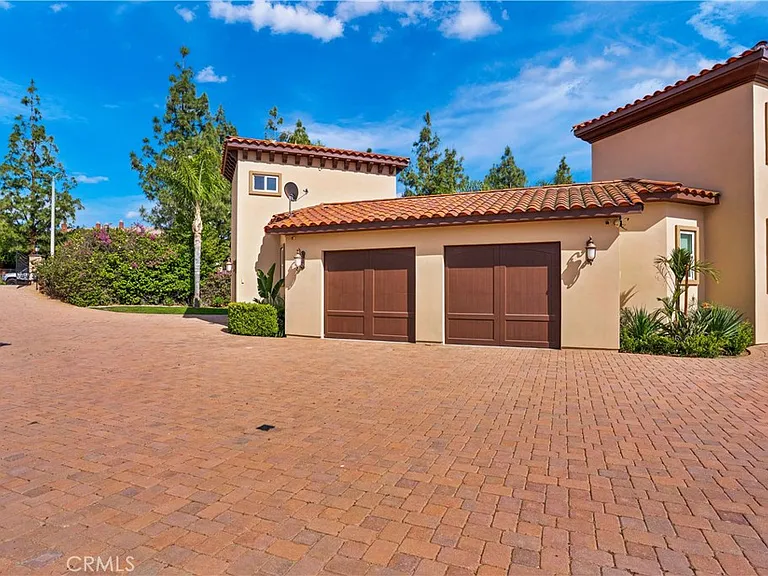7231 Brandon Ct — Photo 15