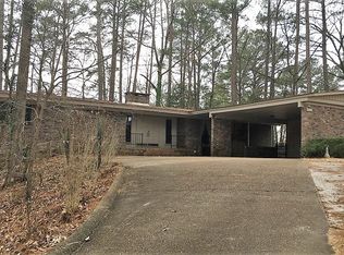 409 E Rogers Dr, Fulton, MS 38843