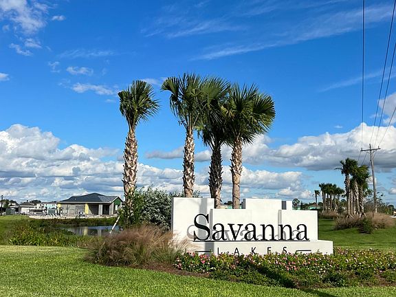 Entrance to the community.