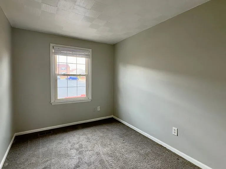 5371 King Arthur Cir — Photo 11
