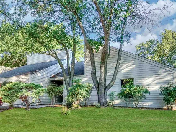 3118 NE Shelter Creek Dr, Lawton, OK 73507
