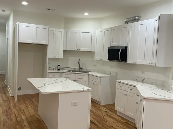 3842 W Gladys Ave Unit 1, Chicago, IL 60624