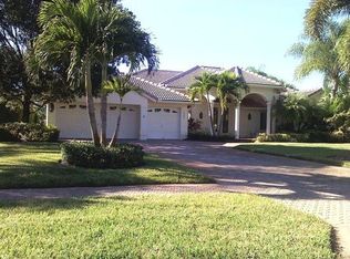 2537 SW Mayacoo Way, Palm City, FL 34990