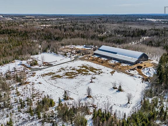 2nd image of 1554 Pleasant Valley Rd