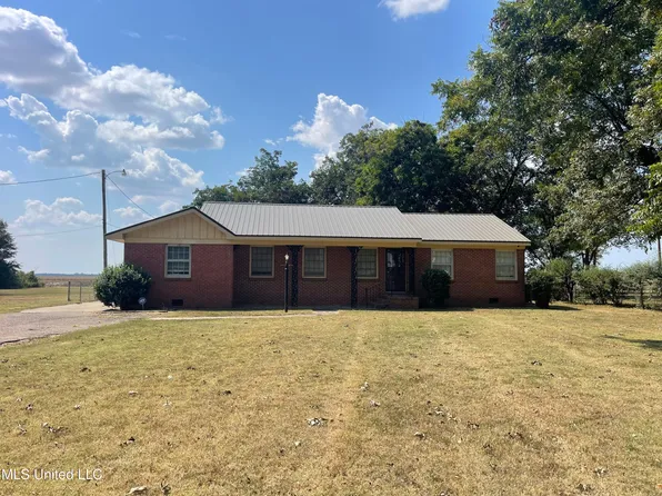 1812 S Broadway St, Shelby, MS 38774