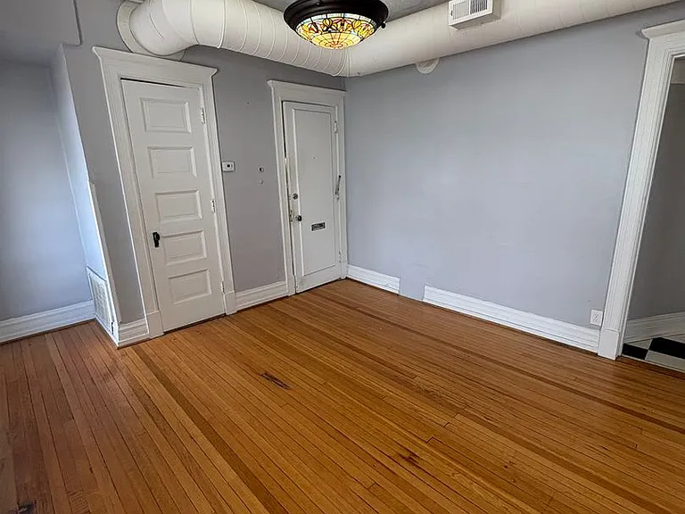 2955 Pacific St — Photo 5