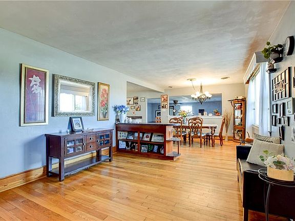 2nd image of 44 N Court St