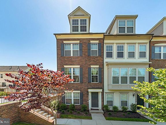 2nd image of 13228 Shawnee Ln #101