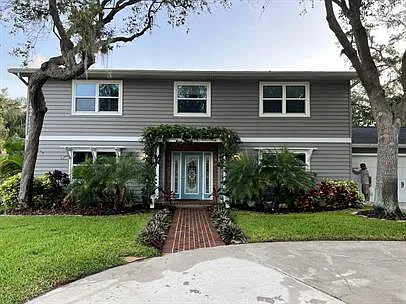 4 bed, 2856 sqft, $4,695 — Photo 3