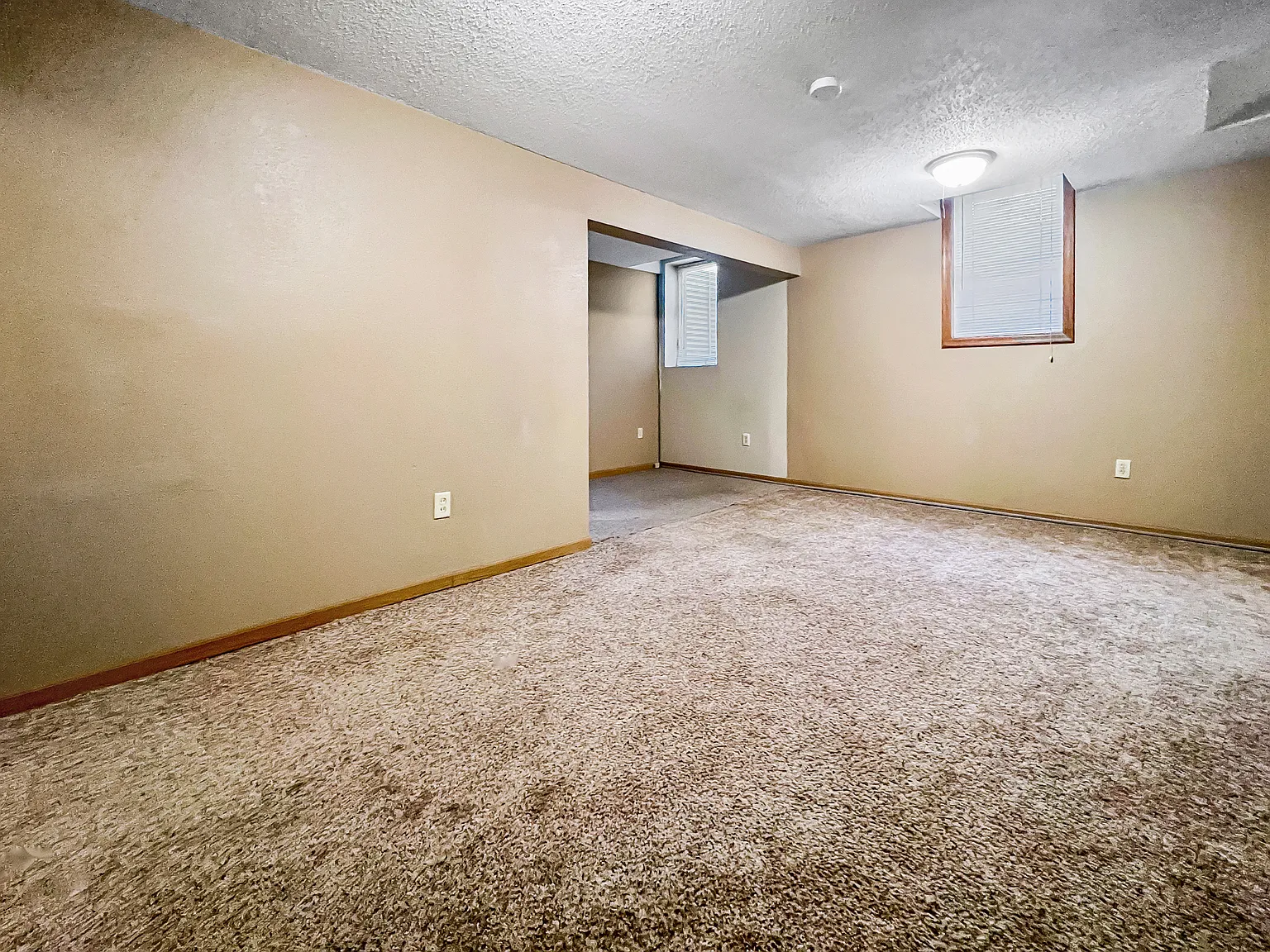 3 bed, 1148 sqft, $800 — Photo 3