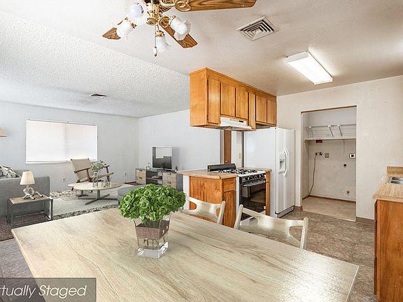 3rd image of 3805 Coeur D Alene Ave