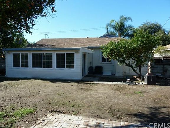 3rd image of 3858 Puente Ave