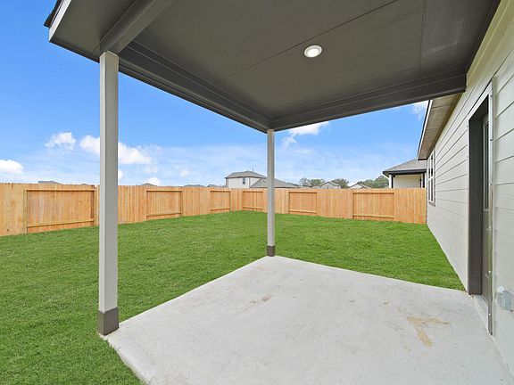 4th image of 1109 Avenue M