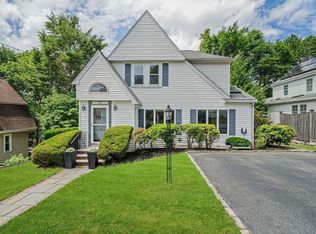 37 Baker Ave, Lexington, MA 02421