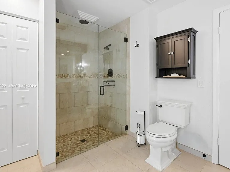 16530 Lake Tree Dr — Photo 50