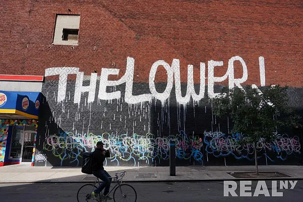 Rented by REAL New York | media 22