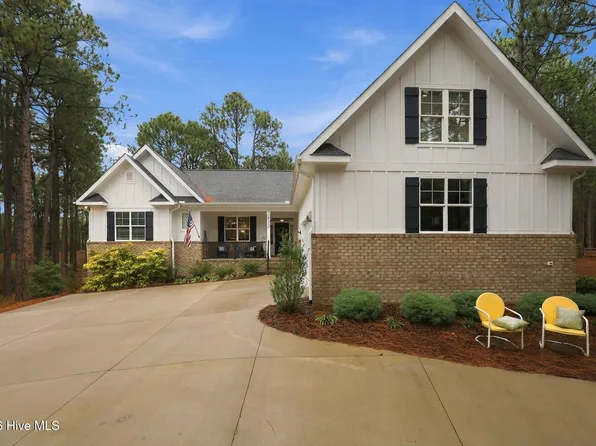 512 Longleaf Drive, West End, NC 27376