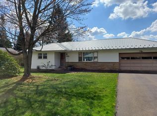 336 Crestview Dr, Franklin, PA 16323