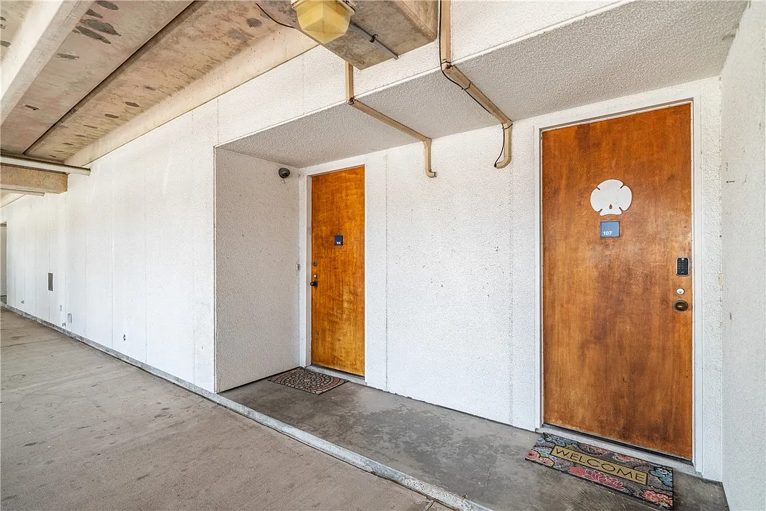 1 bed, 1.0 bath, 607 sqft, $1,800 — Photo 1