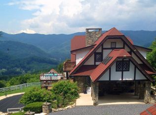 1192 Rabbit Skin Rd, Waynesville, NC 28785