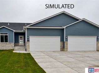 8221 Jones Ave, Lincoln, NE 68516